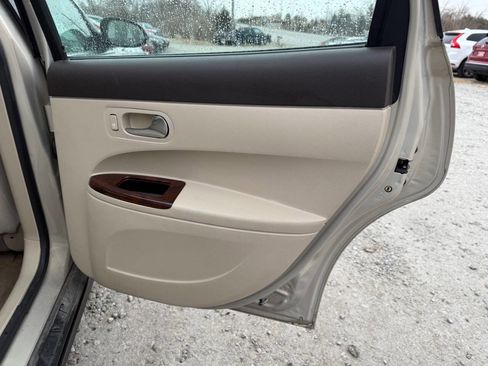 Used 2008 Buick LaCrosse CX image 15