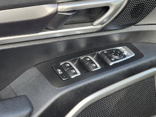 Certified 2023 Kia Telluride S w/ S Sunroof Package FWD image 17