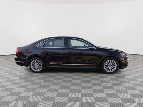 Used 2016 Volkswagen Passat 1.8T SE image 24