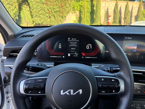 Used 2025 Kia K5 LXS image 27