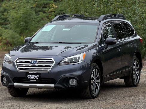 Used 2017 Subaru Outback 2.5i Limited AWD/4WD image 3