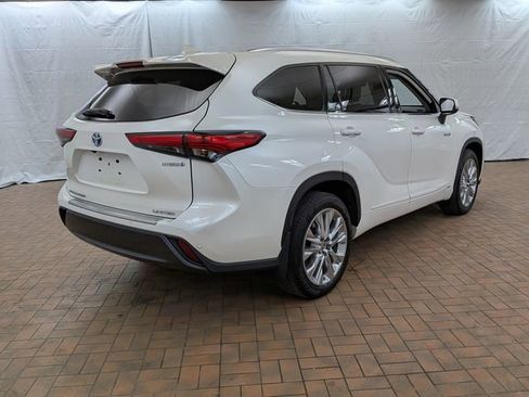 Used 2021 Toyota Highlander Limited image 7