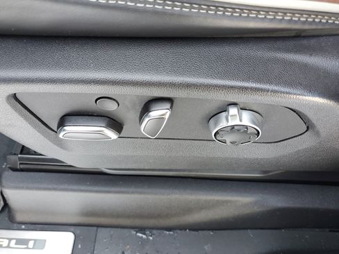 Used 2024 GMC Sierra 2500 Denali Ultimate image 20