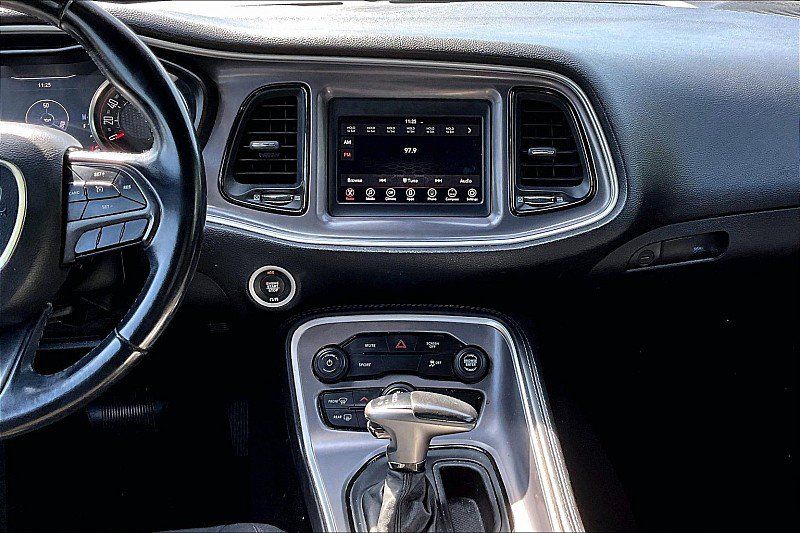 Used 2019 Dodge Challenger SXT AWD/4WD image 5