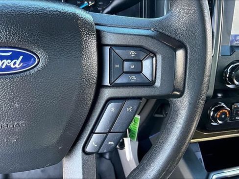 Used 2022 Ford F250 XLT w/ XLT Premium Package AWD/4WD image 11