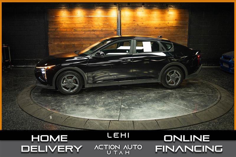 Used 2025 Kia K4 FWD image 1