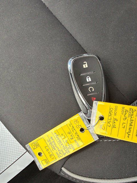Used 2025 Chevrolet TrailBlazer LT AWD/4WD image 29