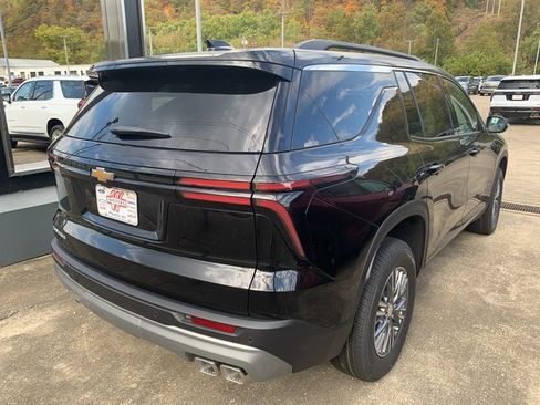 New 2026 Chevrolet Traverse LT image 4