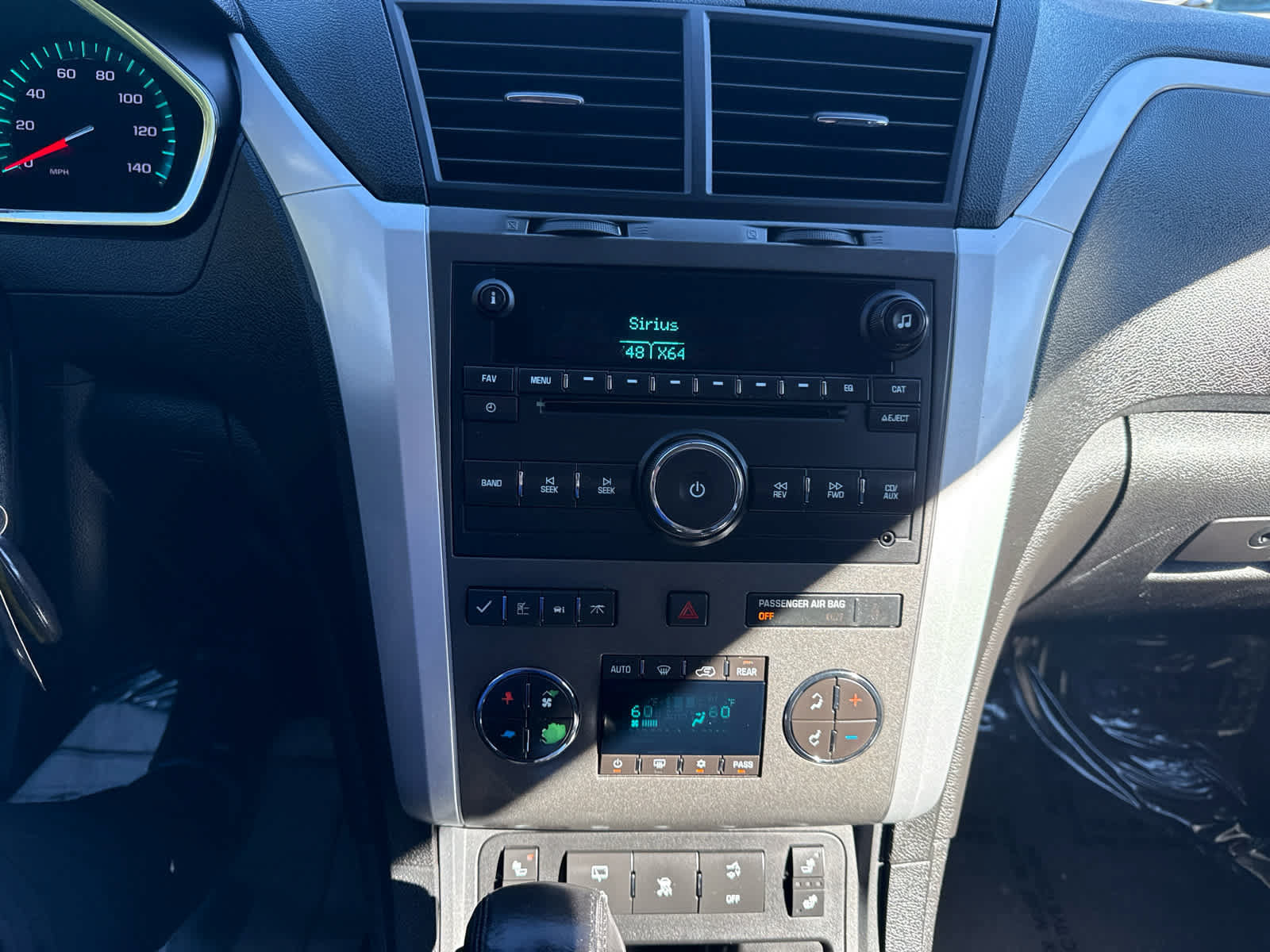 Used 2009 Chevrolet Traverse LT FWD image 23