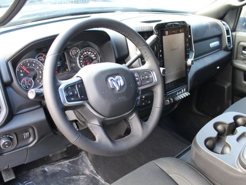 Used 2025 RAM 2500 Big Horn image 11