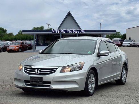 Used 2011 Honda Accord LX-P image 1