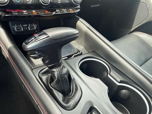 Used 2025 Dodge Durango GT AWD/4WD image 26