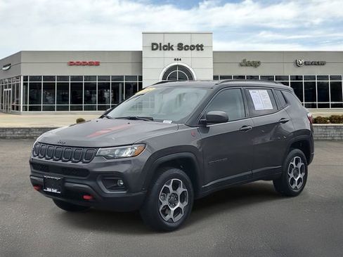 Used 2022 Jeep Compass Trailhawk w/ Trailhawk Convenience Group image 2