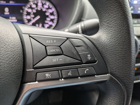 Certified 2024 Nissan Sentra SV image 17