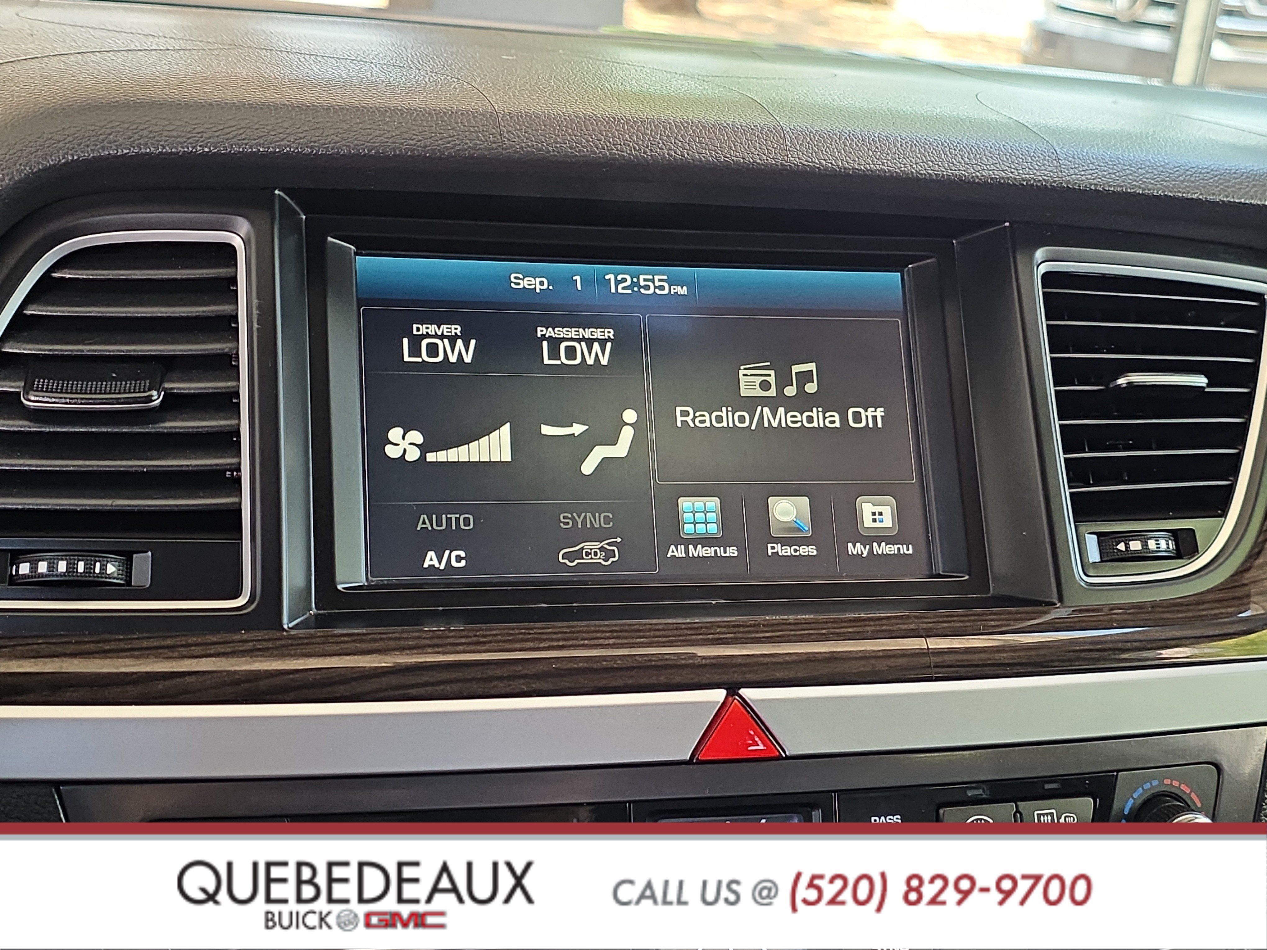 Used 2015 Hyundai Genesis 3.8 RWD image 17