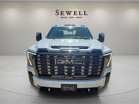 New 2026 GMC Sierra 2500 Denali Ultimate image 8