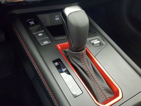 New 2026 Nissan Kicks SR w/ Illumination Package FWD image 27