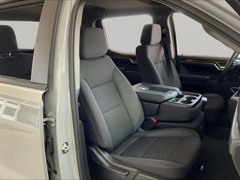 Used 2024 Chevrolet Silverado 1500 LT image 19