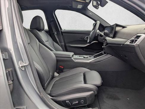 Used 2025 BMW 330i 330i w/ Convenience Package image 22