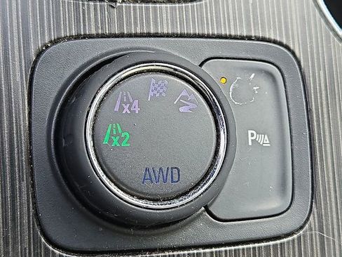 Used 2018 GMC Acadia SLT image 27