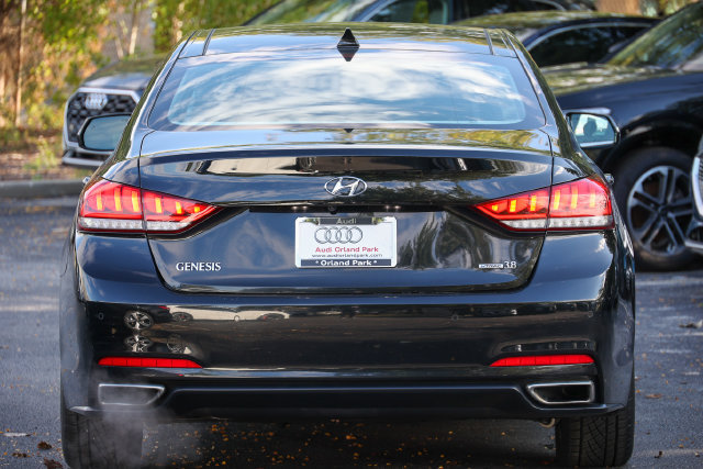 Used 2015 Hyundai Genesis 3.8 w/ Option Group 03 AWD/4WD image 29