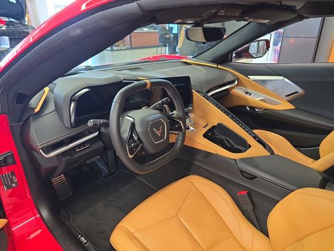 Used 2023 Chevrolet Corvette Stingray Preferred Cpe w/ 2LT image 14