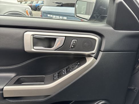 Used 2023 Ford Explorer XLT w/ Equipment Group 202A image 12