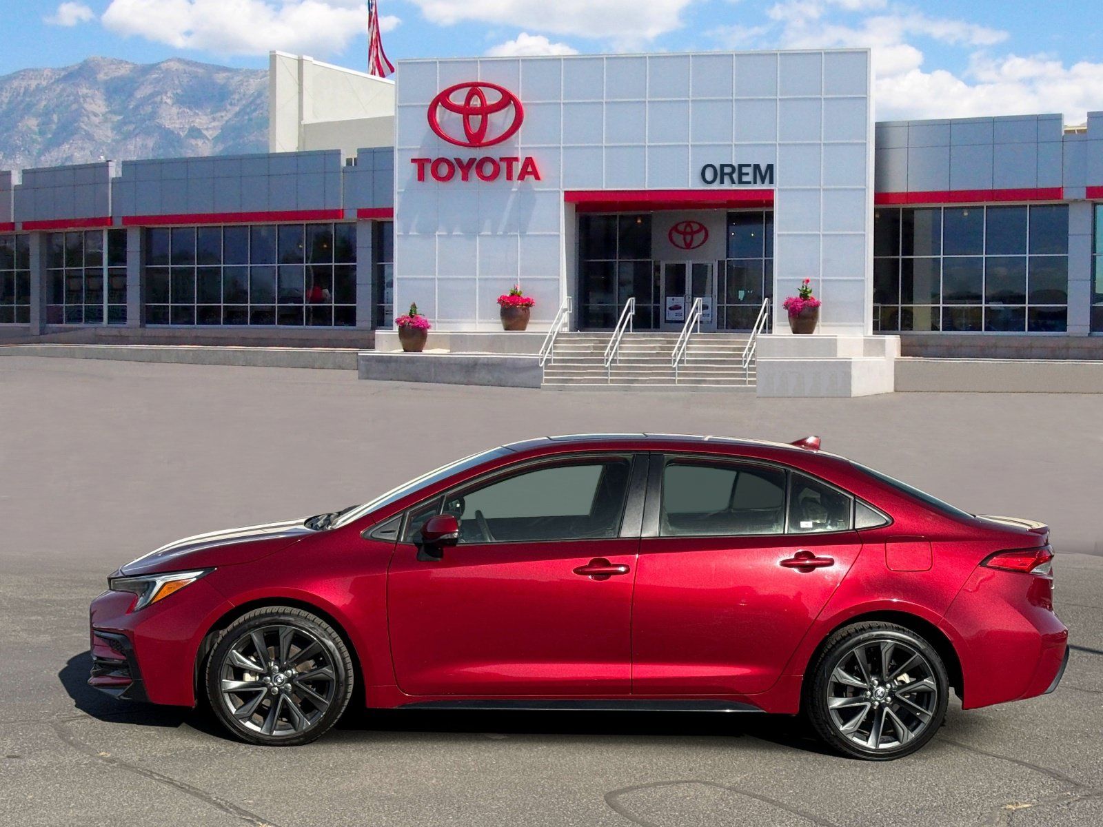 Used 2024 Toyota Corolla SE w/ SE Package FWD image 7