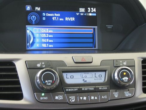 Used 2015 Honda Odyssey EX-L image 12