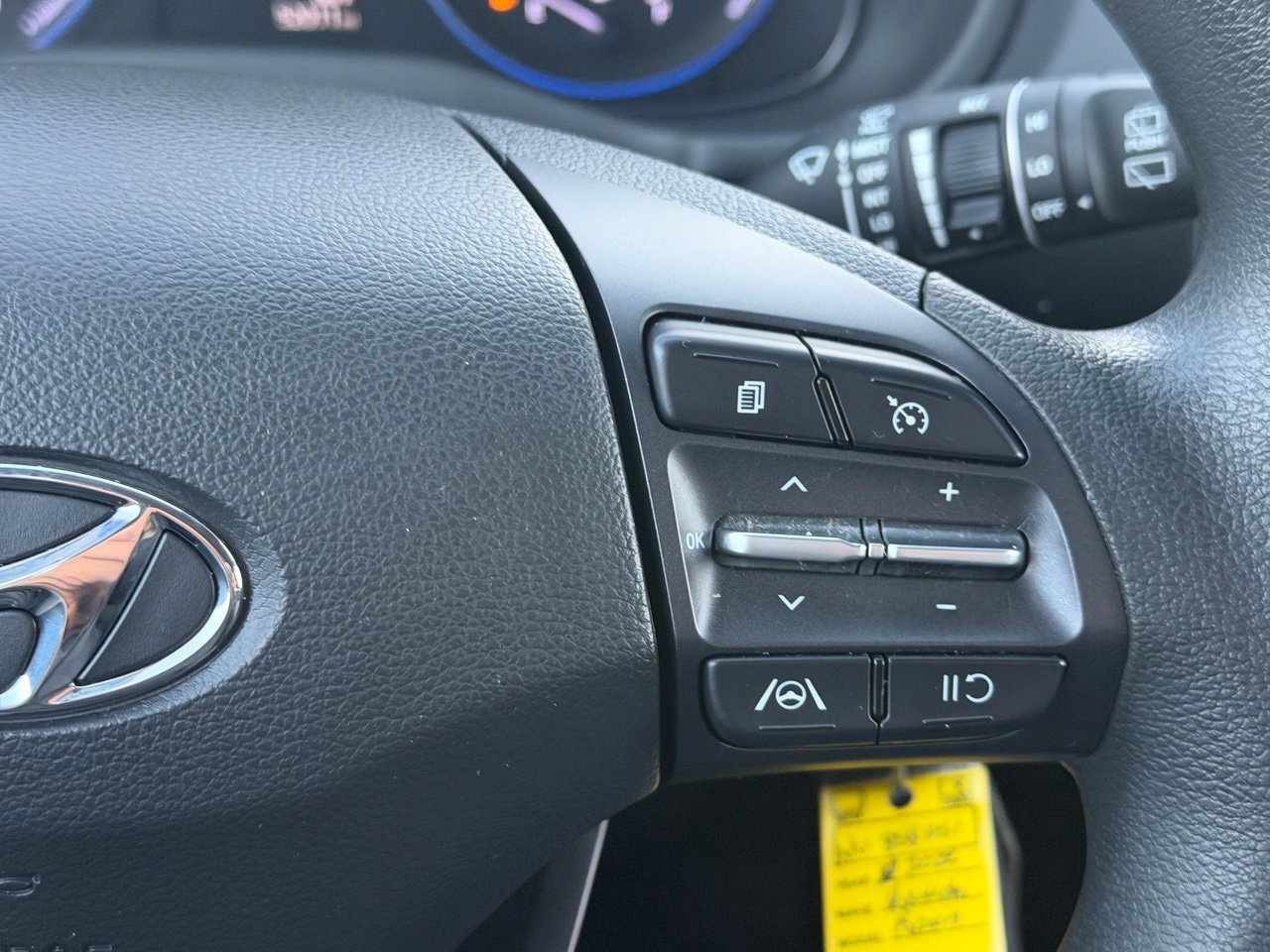 Used 2022 Hyundai Kona SE FWD image 16