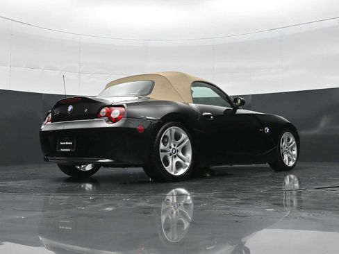 Used 2005 BMW Z4 3.0i RWD image 31
