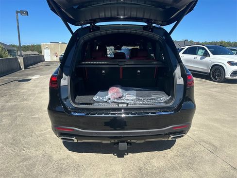 New 2026 Mercedes-Benz GLS 580 4MATIC image 21