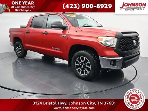 Used 2015 Toyota Tundra SR5 w/ TRD Off Road Package AWD/4WD image 1