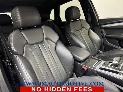 Used 2020 Audi Q5 2.0T Premium w/ Titanium Sport Package AWD/4WD image 21