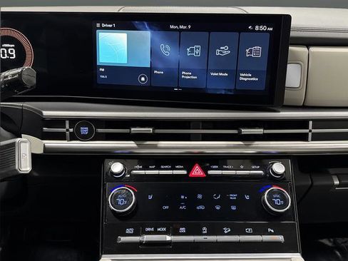 Used 2024 Hyundai Santa Fe SEL image 8