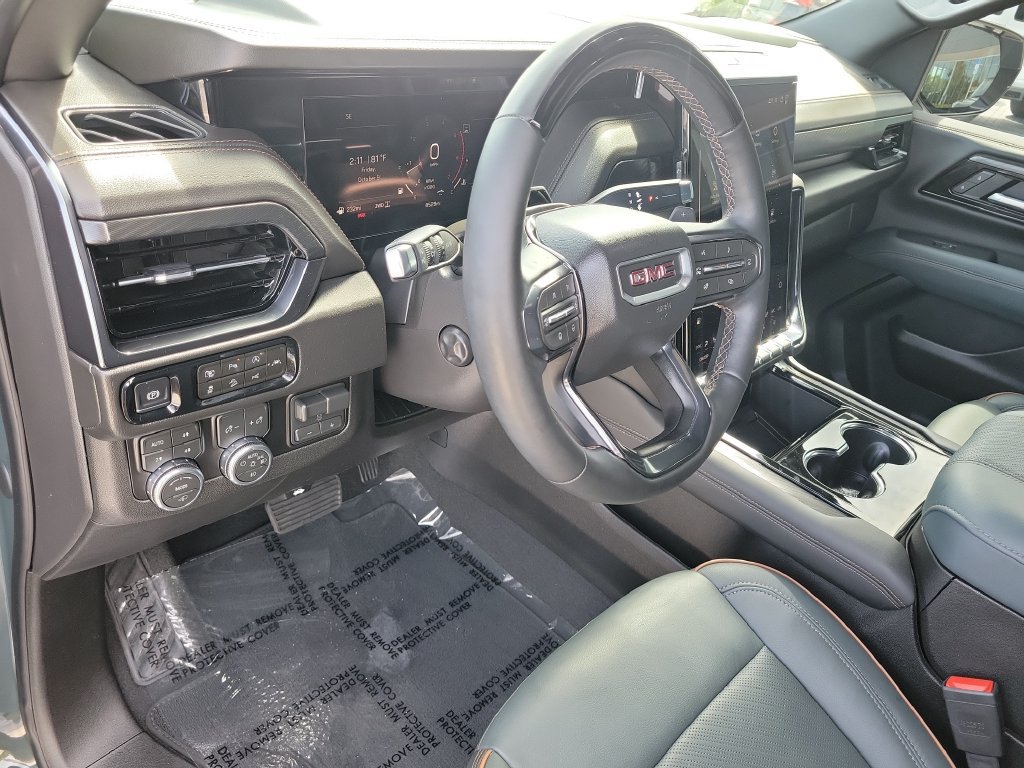 Used 2026 GMC Yukon AT4 w/ Premium Trailering Package AWD/4WD image 25