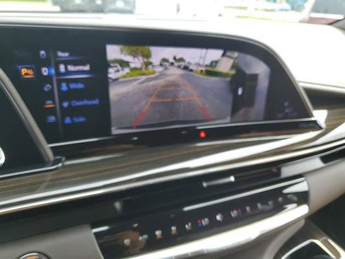 Certified 2023 Cadillac Escalade Premium Luxury AWD/4WD image 63