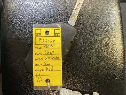 Used 2019 Jeep Wrangler Sport AWD/4WD image 43