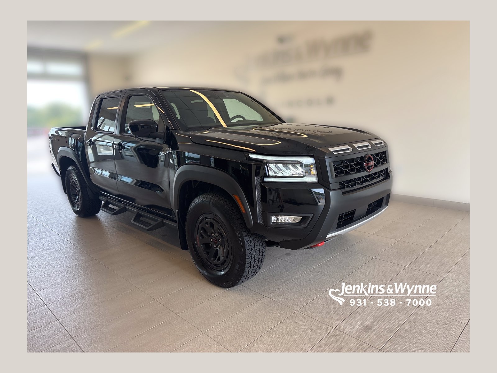 Used 2026 Nissan Frontier PRO-4X w/ Pro-4x Convenience Package AWD/4WD image 1