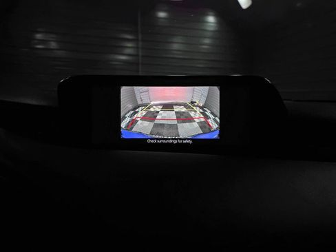 Used 2021 MAZDA MAZDA3 s image 27