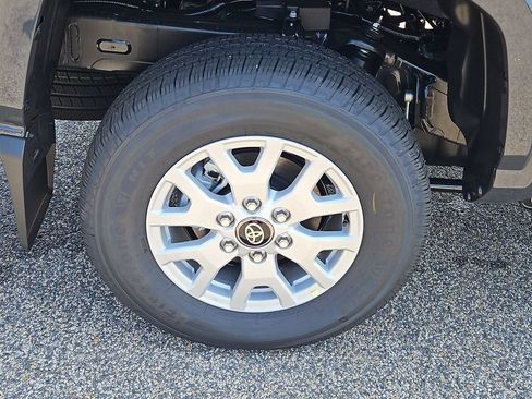 New 2026 Toyota Tacoma SR5 AWD/4WD image 4