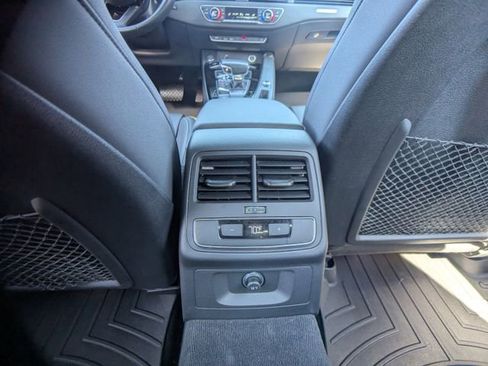 Used 2021 Audi A4 2.0T Premium w/ Convenience Package image 15