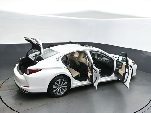 Used 2019 Lexus ES 350 image 49