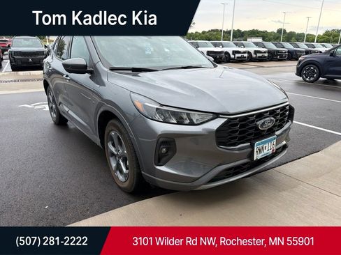 Used 2024 Ford Escape ST-Line Select w/ Tech Pack #2 AWD/4WD image 1