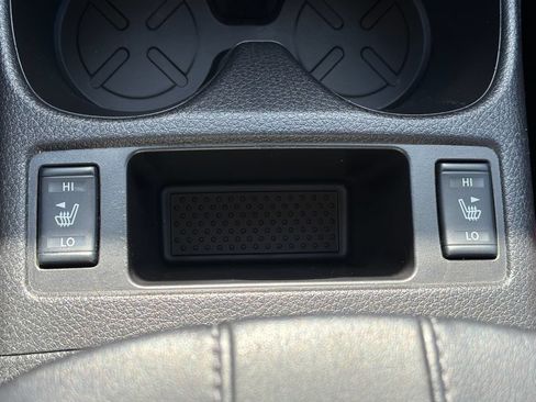 Certified 2022 Nissan Rogue Sport SV FWD image 30