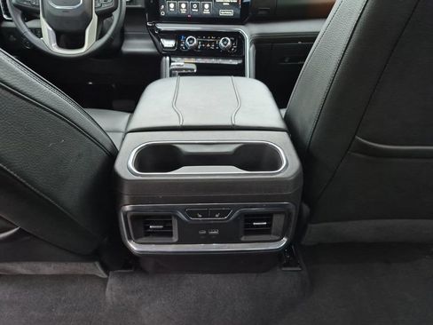 Used 2024 GMC Sierra 1500 Denali AWD/4WD image 35