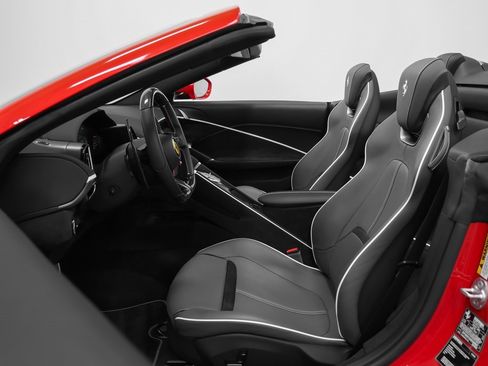 Certified 2024 Ferrari Roma Spider image 71