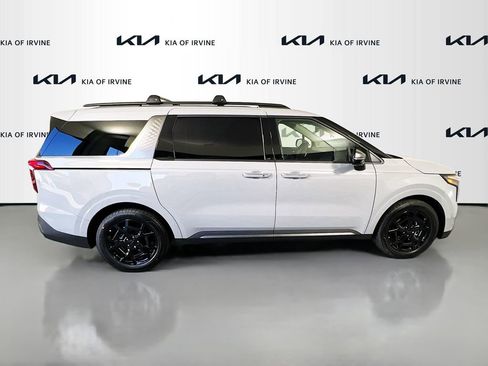 New 2026 Kia Carnival SX Prestige FWD image 8