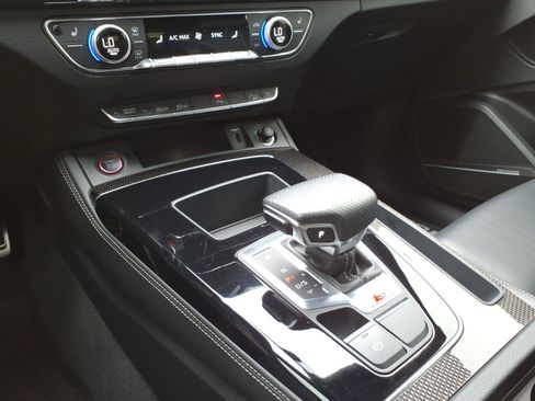 Used 2023 Audi SQ5 Premium Plus w/ Premium Plus Package AWD/4WD image 18