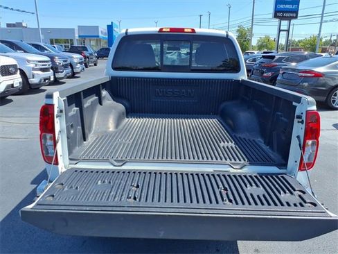 Used 2019 Nissan Frontier SV image 21